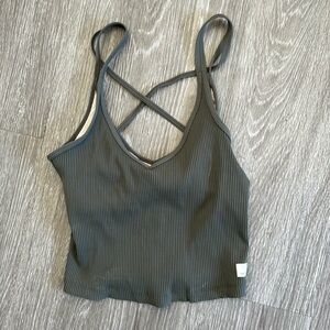 Vuori green crop tank